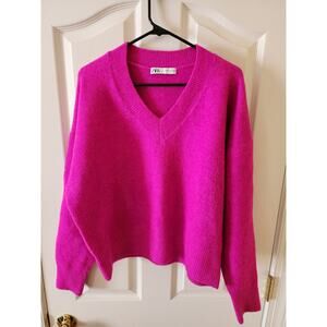 Zara Soft Touch Fuchsia Pink Size M Sweater Oversized Barbiecore Cozy V-Neck